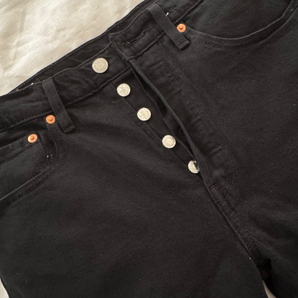 Levi’s Black 501 Jeans - W28 L28 - Picture 4 of 6